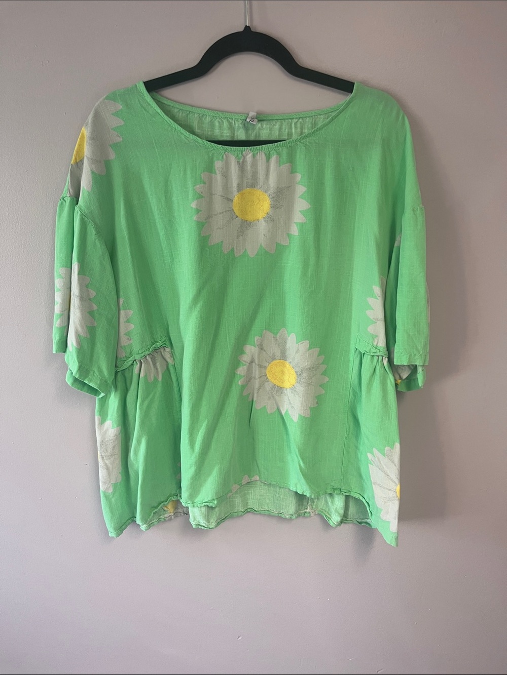 Green Daisy Print Relaxed Scoop-Neck Blouse